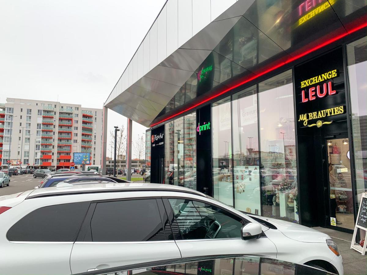 Riverside-Modern Apartment-Ared Oradea Exterior photo
